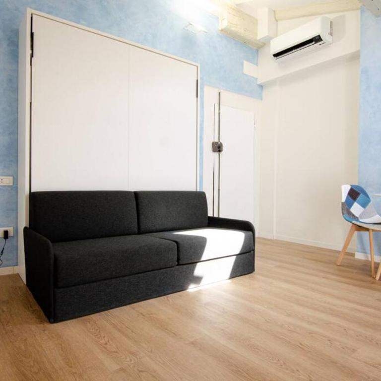 Blue Studio - One-Bedroom Apartment - 8