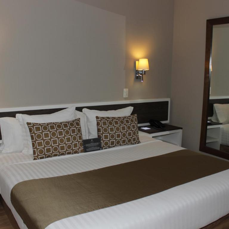 Hotel Plaza Revolución - King Room - 3