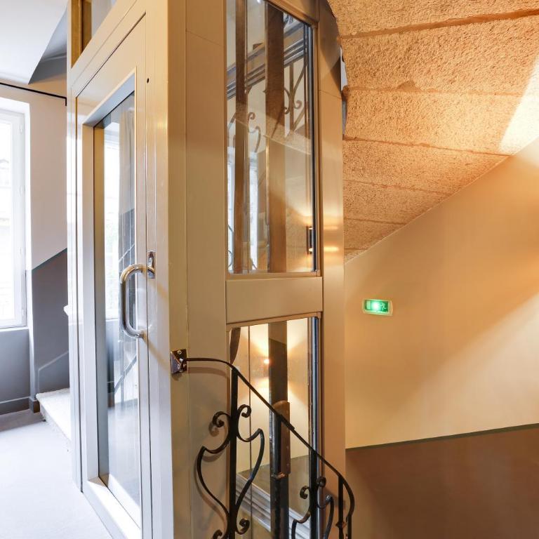 Le Génépy - Appart'hôtel de Charme - Appartement Familial 2 Chambres avec Balcon - Vue sur Mont Blanc - 13
