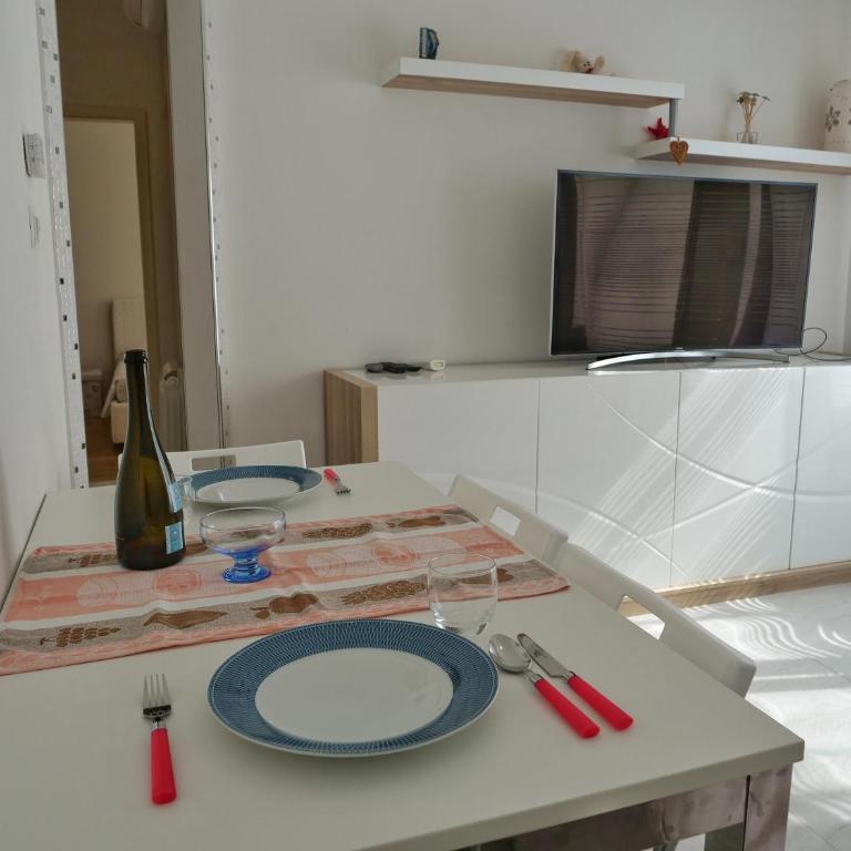 FIORE DI MARE - Delizioso bilocale con posto auto vicino al porto - Appartamento con 1 Camera da Letto - 11
