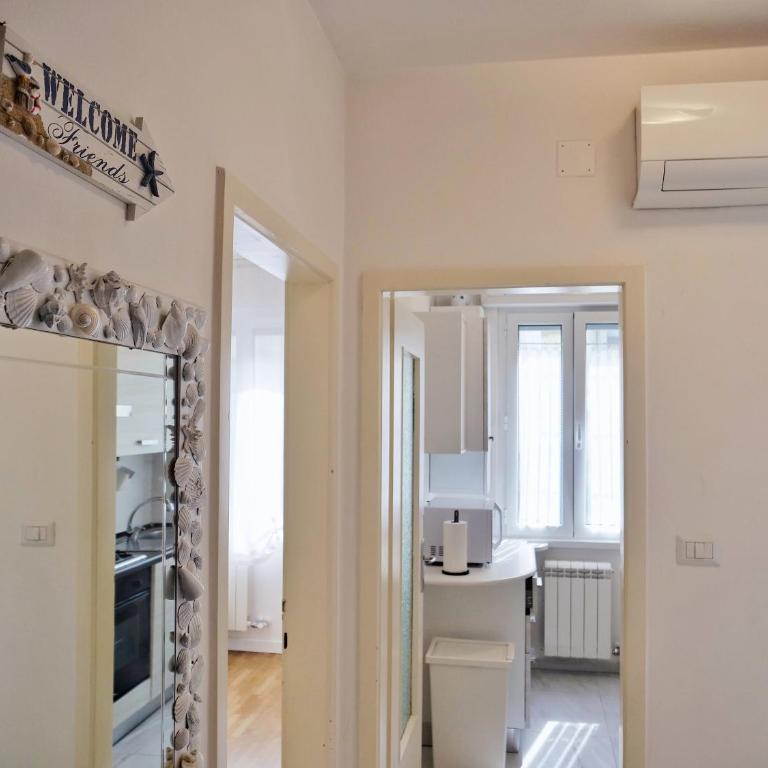 FIORE DI MARE - Delizioso bilocale con posto auto vicino al porto - Appartamento con 1 Camera da Letto - 28