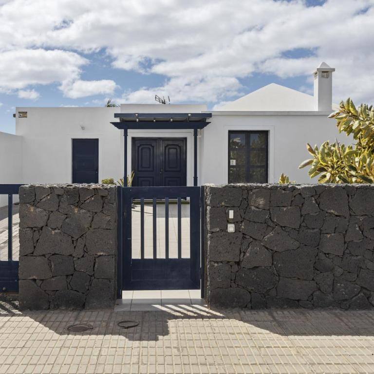 Villa Dream Room Playa Blanca by Escape Home - Villa - 29