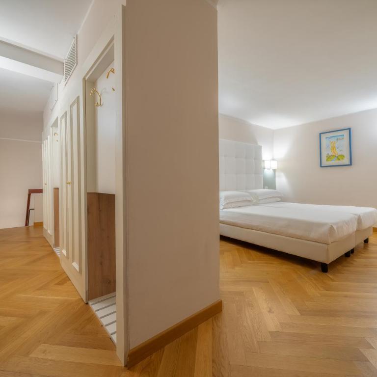 Hotel Croce Di Malta - Junior Suite - 3