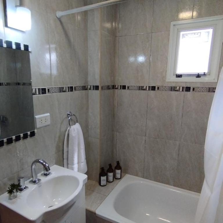 MERMOZ - Double Room with Private Bathroom - 5