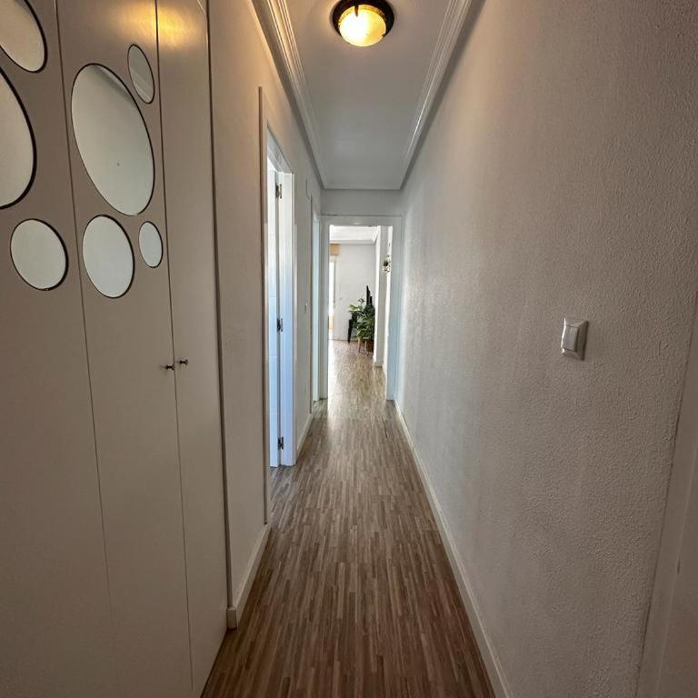 Arenales del Sol Beach Apartment - One-Bedroom Apartment - 21