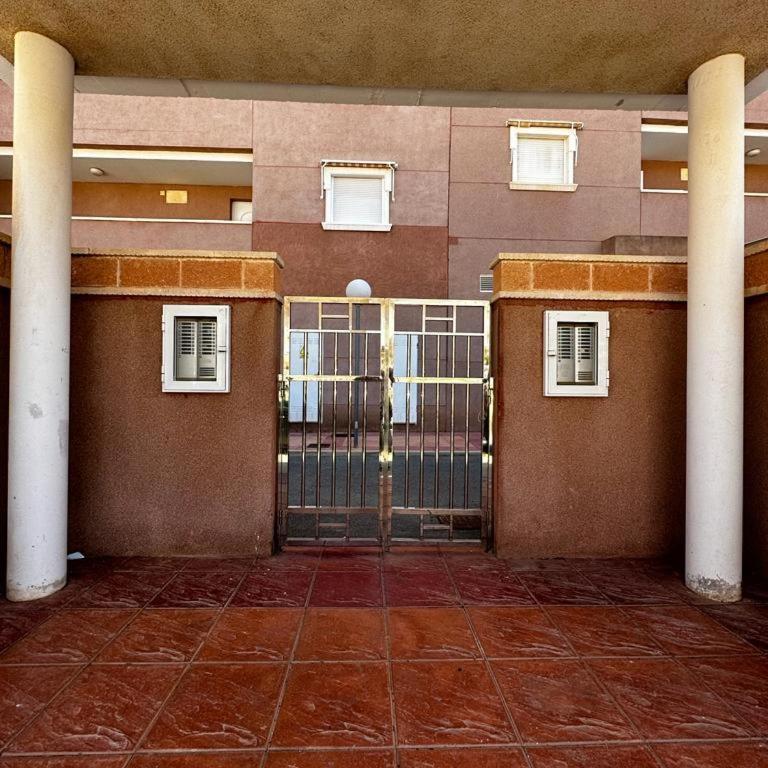 Arenales del Sol Beach Apartment - One-Bedroom Apartment - 25