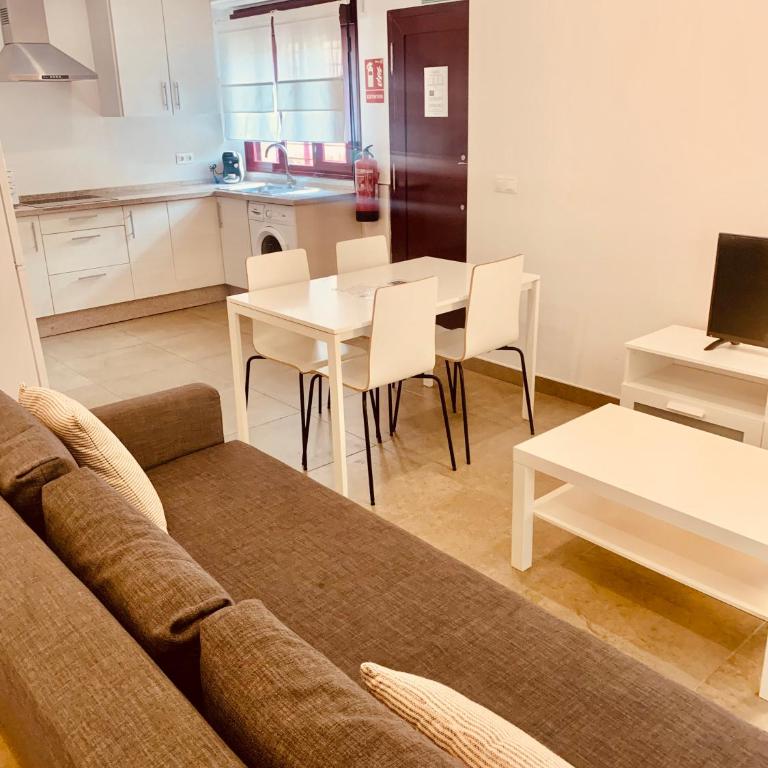 Apartamentos Pintor Losada - Estudio - 1
