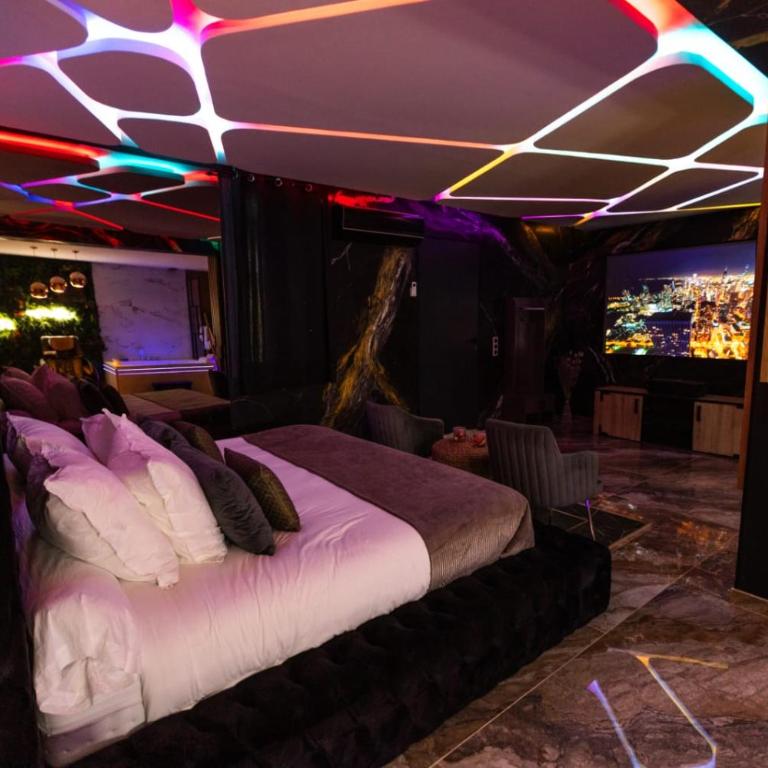 Krystalisya Room Suite Spa Privatif Sauna Jacuzzi Siege Massant - Apartment mit 1 Schlafzimmer - 29