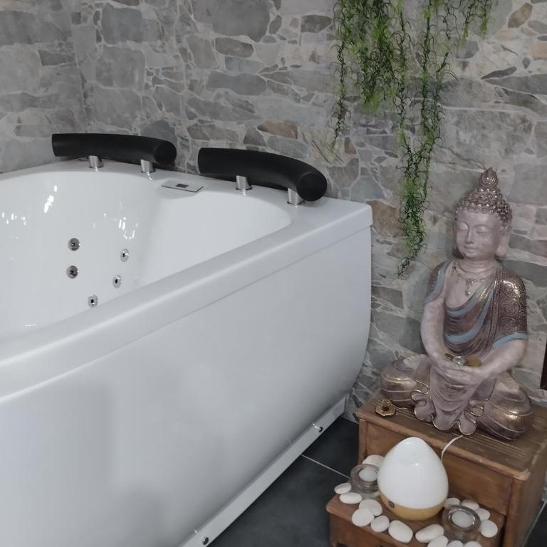 Estudio jacuzzi Luz de Jerez - Apartamento de 1 dormitorio - 6
