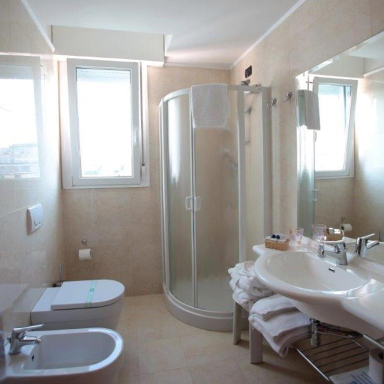 Hotel Helios - Junior Suite con Vista Mare - 1