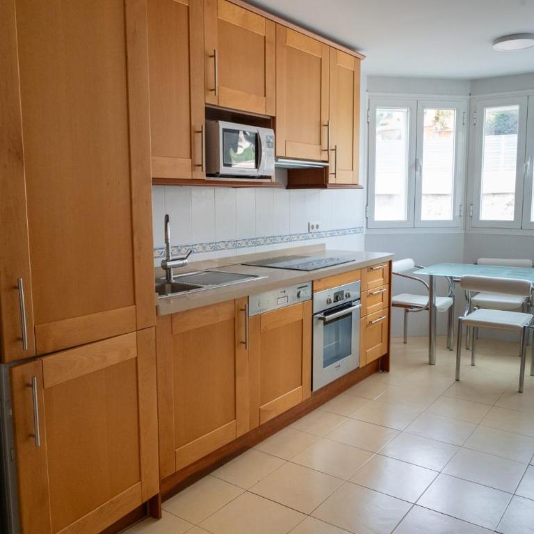 Gran terraza, al lado del mar. - Appartamento con 2 Camere da Letto - 7