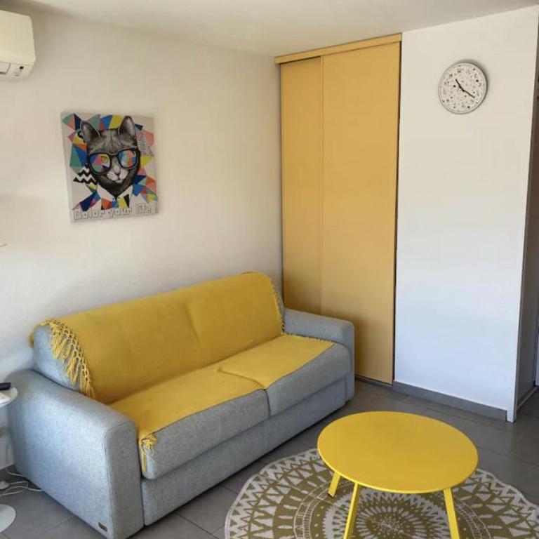 Studio/f1bis à 50 m de la plage - Studio avec Terrasse - 3