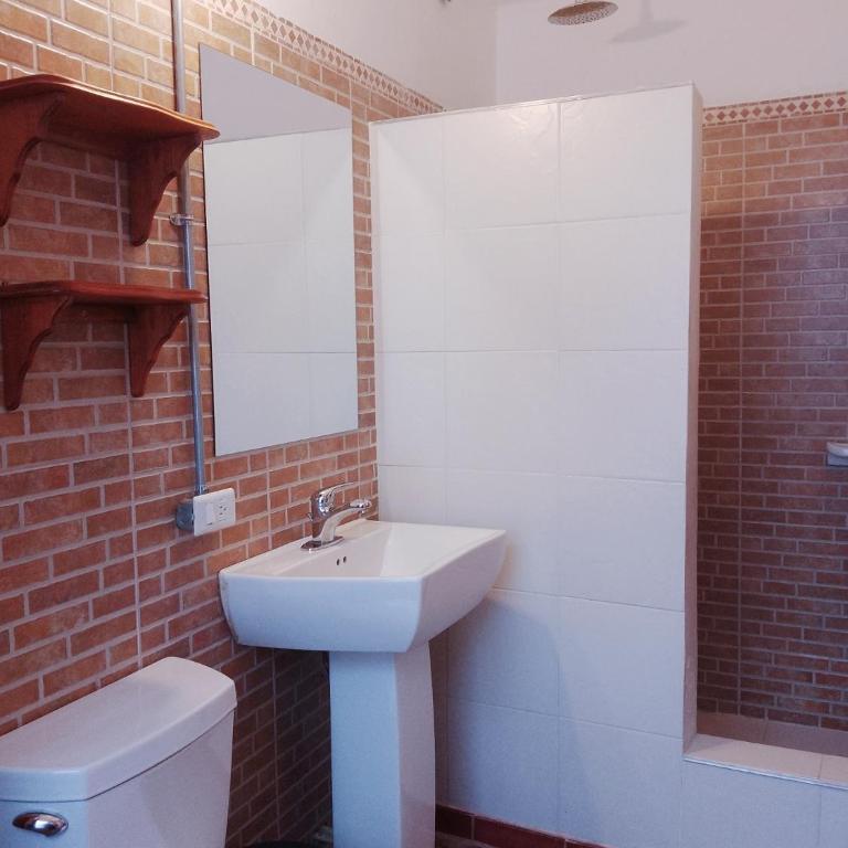 Casita de Piedra - Small Double Room - 7