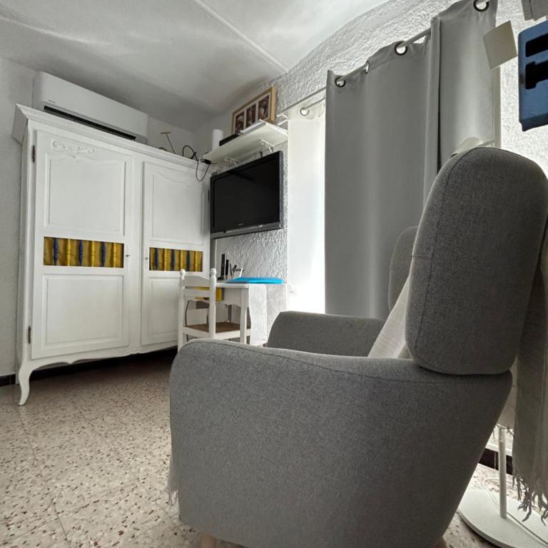 La cigale - Studio Supérieur - 14