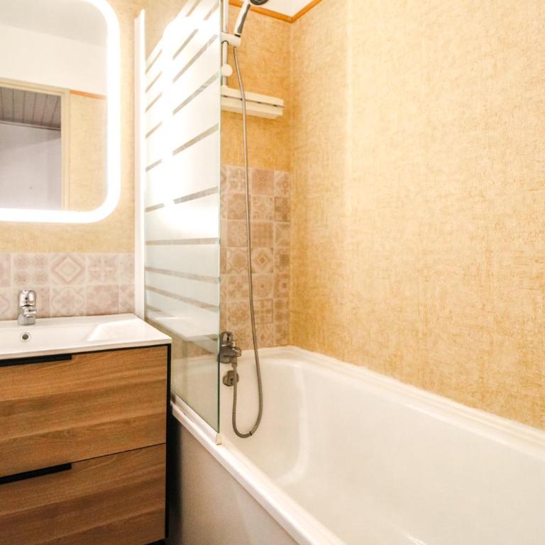 Studio Cabine Sud, centre de Flaine, linge et menage compris - Studio Deluxe - 16