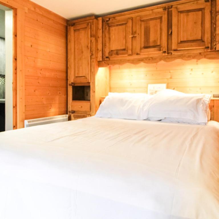 Charming 4-bed Chalet, Mountain Views, Double Garage - Chalet Supérieur - 74