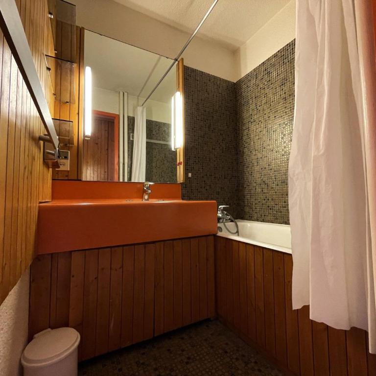 Appartement 2P pour 4 pers., balcon sud, au pied des pistes, centre Les Menuires - FR-1-452-204 - Apartamento (6 adultos) - 8