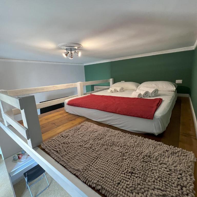 S&S - Deluxe Double or Twin Room - 10