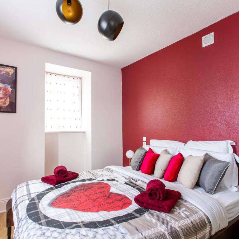 Refuge Ladhof Odysalis I Chic-Moderne-Proche du centre-ville 3 pieces 2 Chambres - Appartamento con 2 Camere da Letto - 1