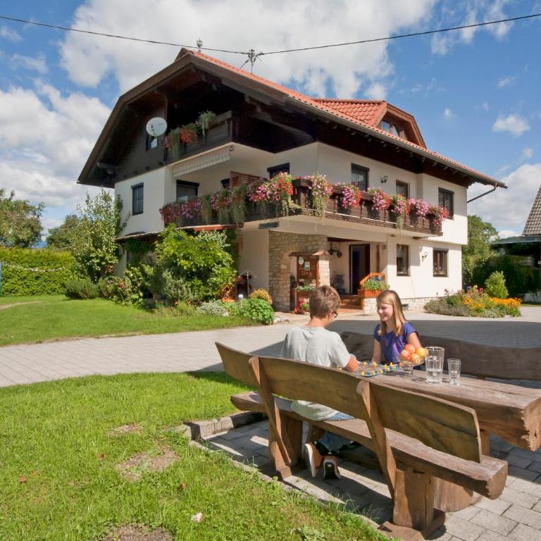 Ferienwohnung Sima - Apartment mit 3 Schlafzimmern - 1