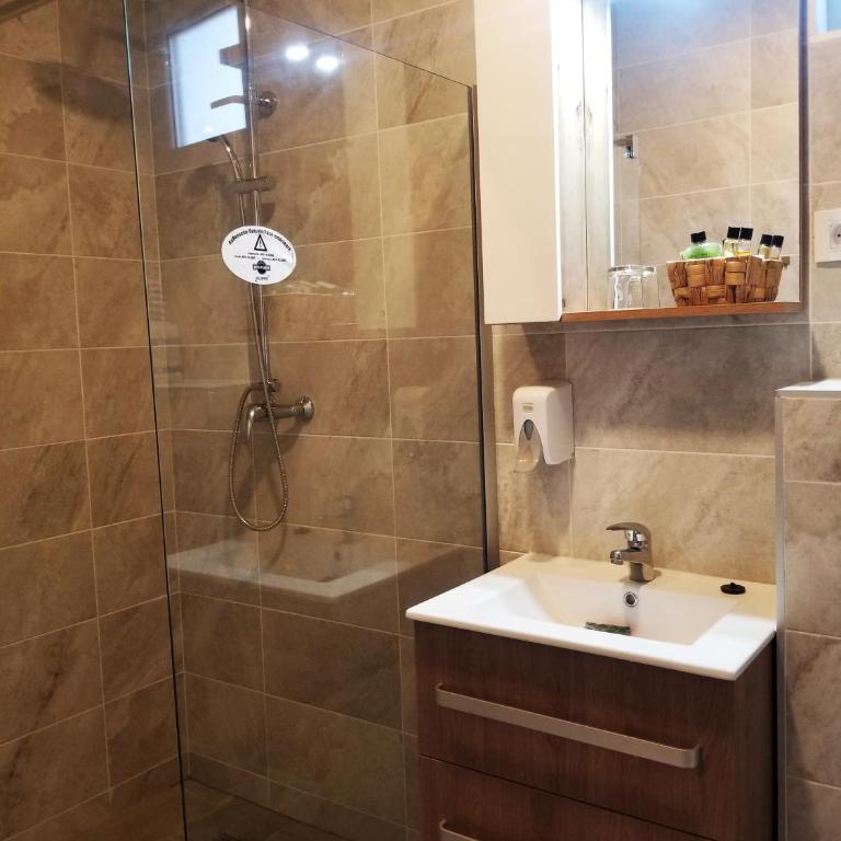 Vila Dvor SUBOTICA - Double or Twin Room - 7