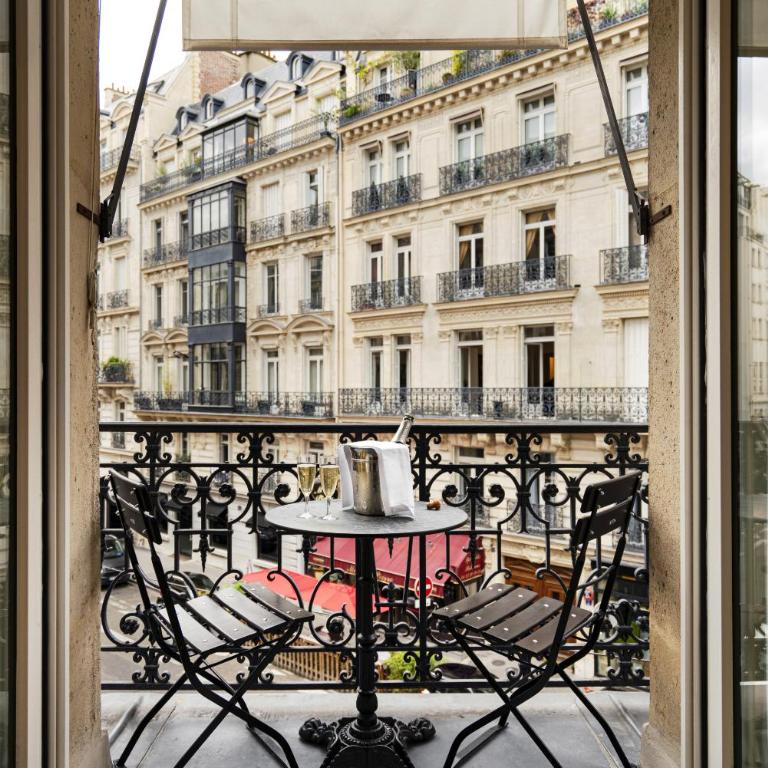 Vestay Montaigne - Suite with Balcony - 6