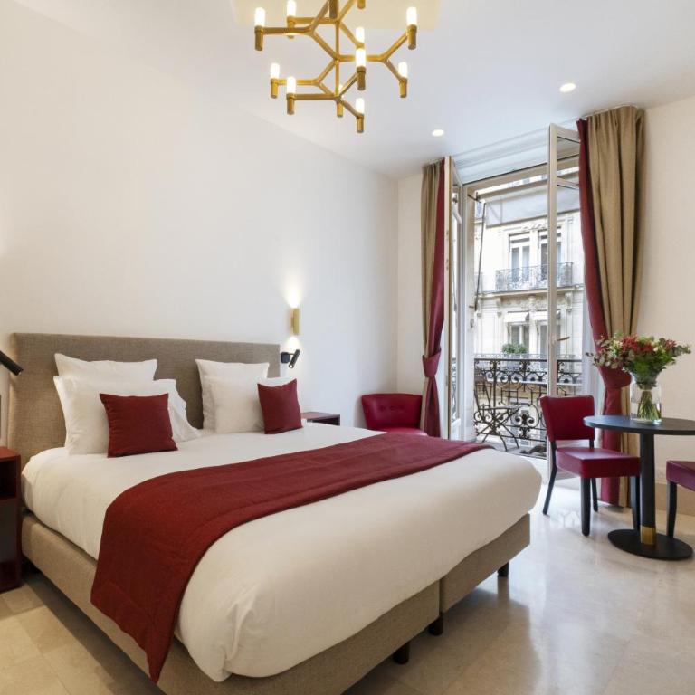 Vestay Montaigne - King Suite with Balcony - 6