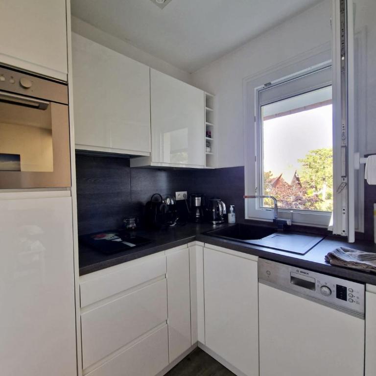 Charmant 2 pièces à deux pas de la mer - One-Bedroom Apartment - 6