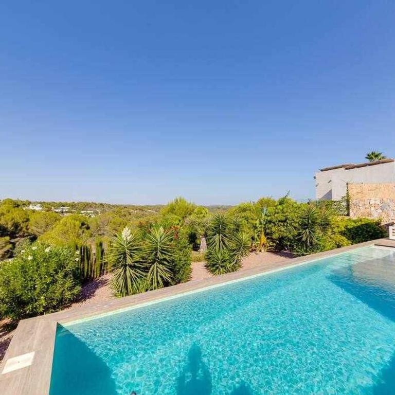 Exclusiva villa con piscina climatizada / Colinas - Villa de 3 dormitorios - 9