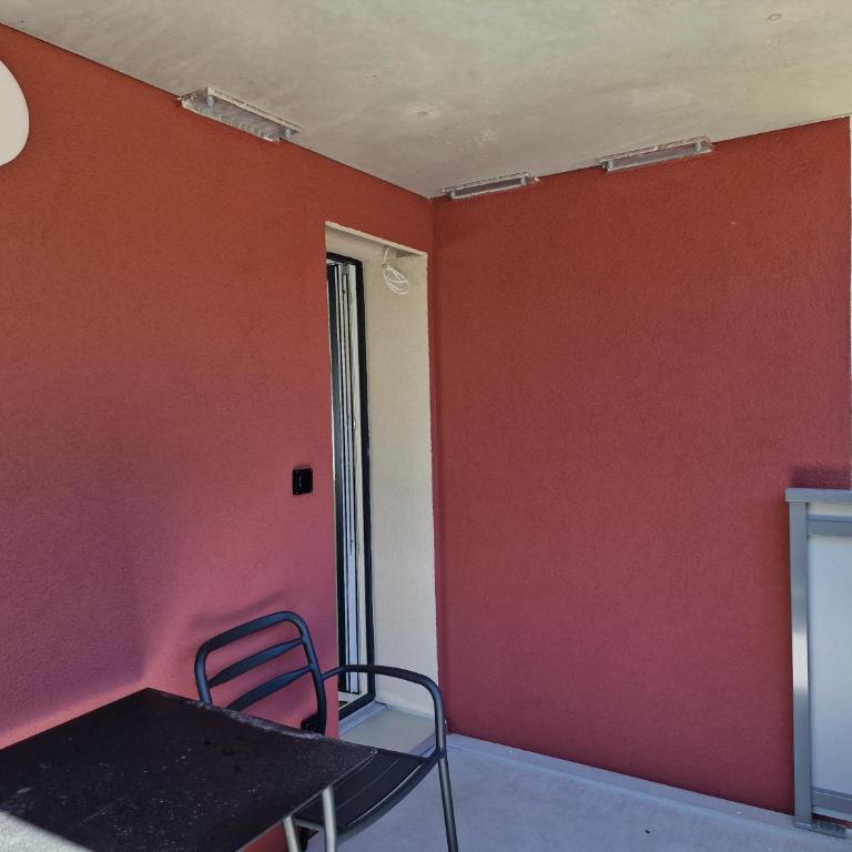 Apartments Corvatch-Sunflower - Appartamento con 2 Camere da Letto e Balcone - 10