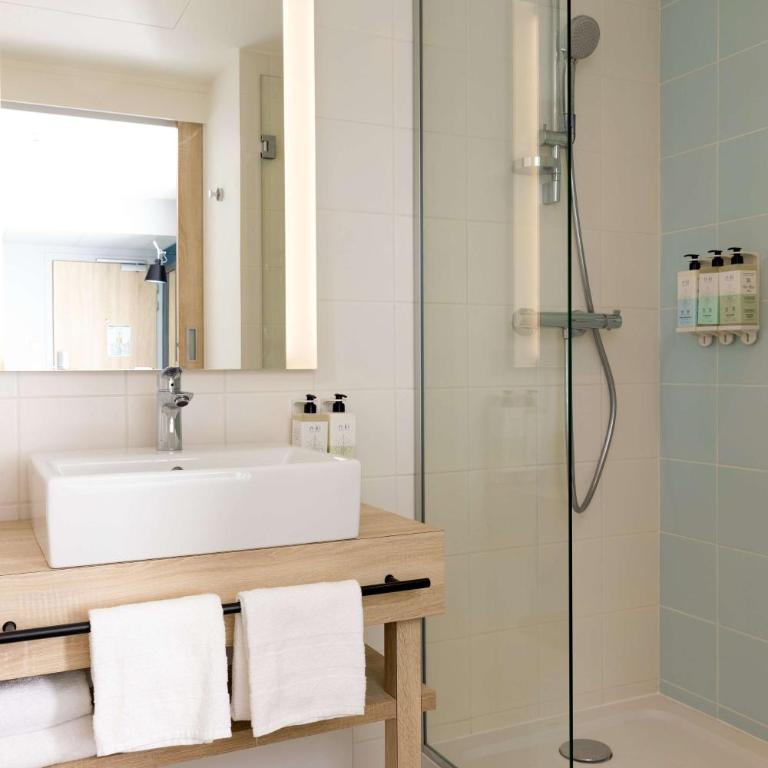 Hampton by Hilton Tours Centre, France - Chambre Lit King-Size - 6