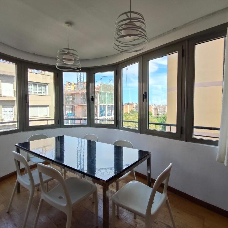 Sagrada Familia Apartment 265 - Four Bedroom Apartment - 6