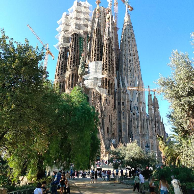 Sagrada Familia Apartment 265 - Four Bedroom Apartment - 24
