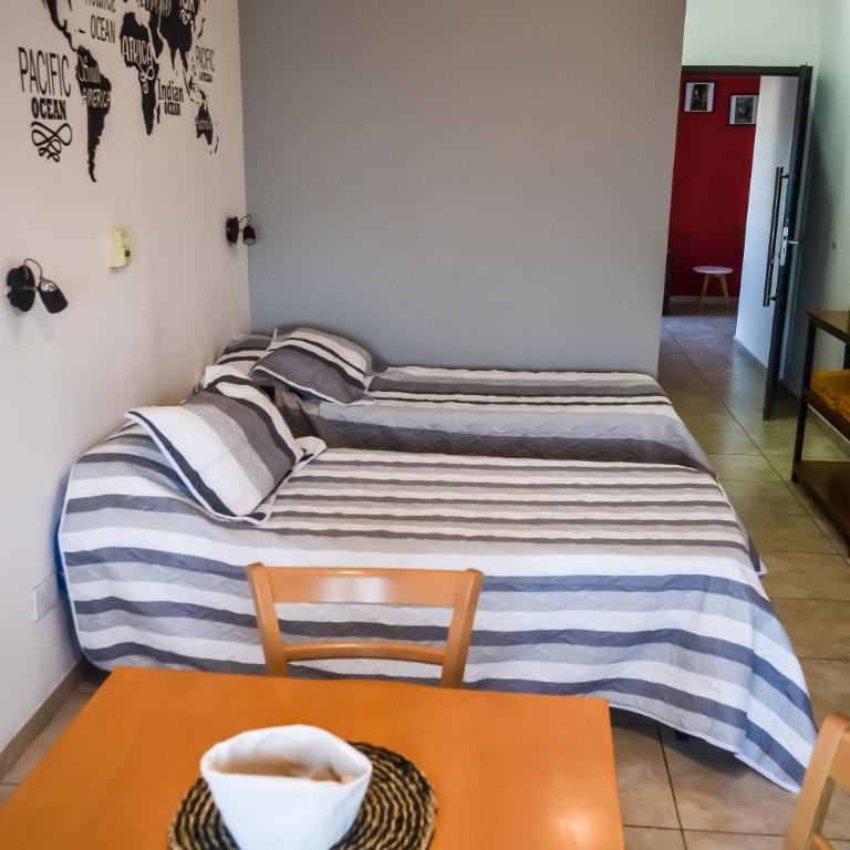 Dpto con Balcón- Rafael Nuñez - Cerro de las Rosas - Apartamento de 1 dormitorio - 4