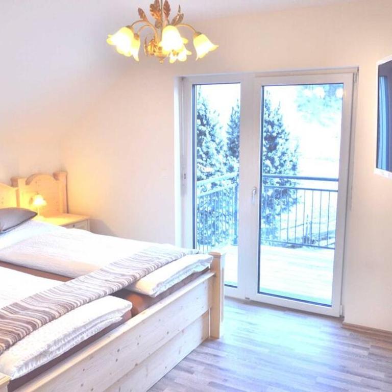 quiet and central Luxury Villa "Juwel " with Sauna in a beautiful valley - Villa - 11