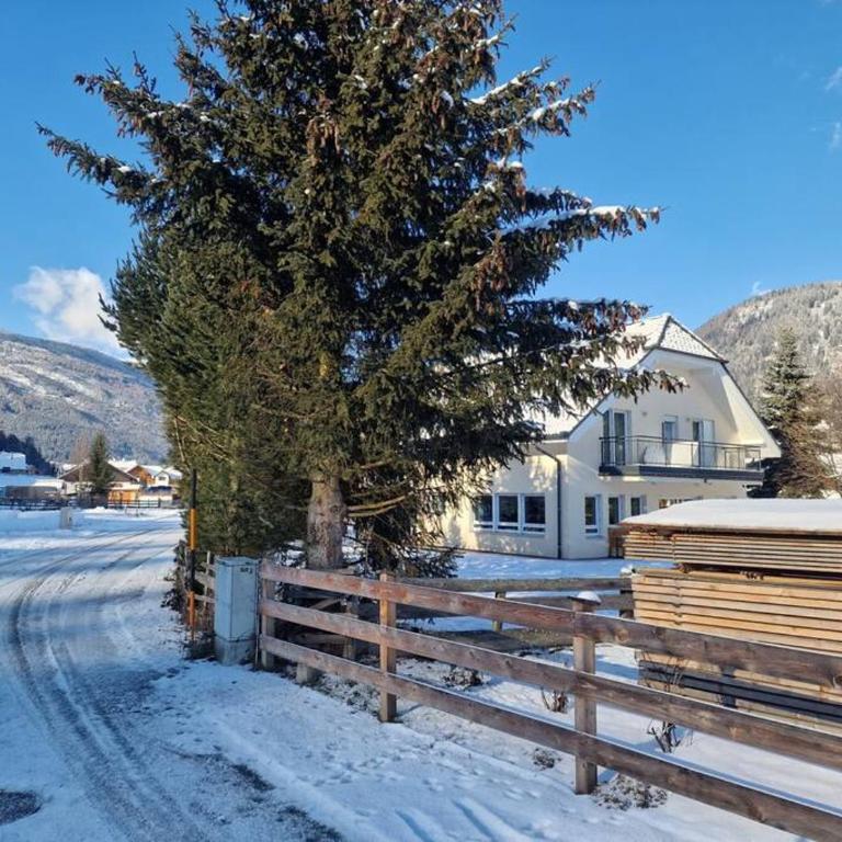 quiet and central Luxury Villa "Juwel " with Sauna in a beautiful valley - Villa - 32