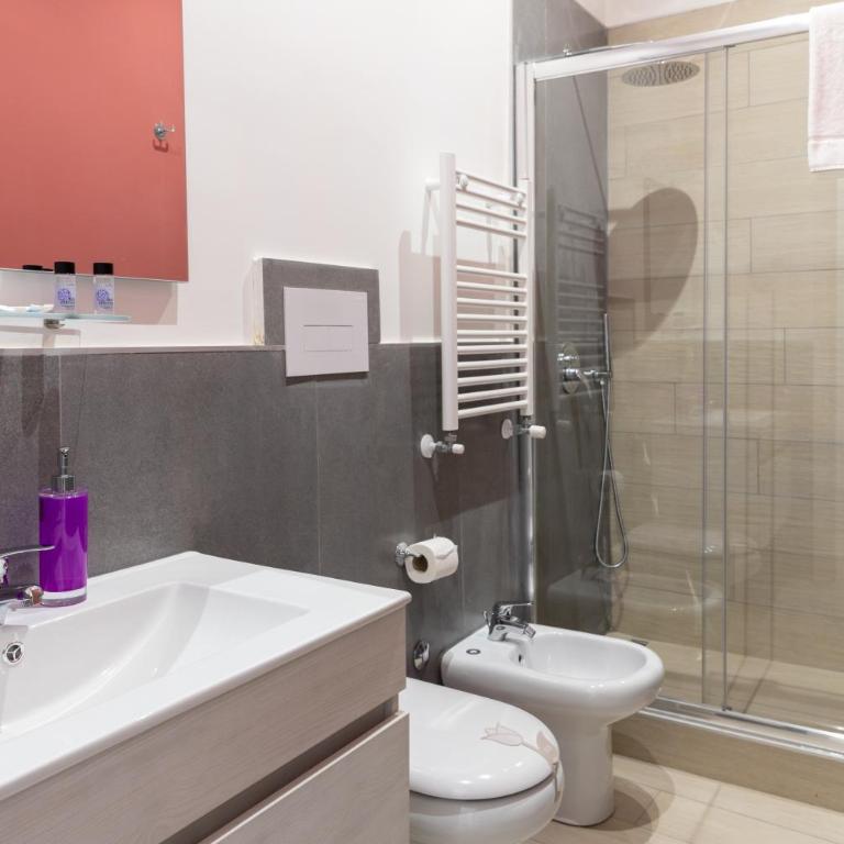 The HeArt Guest House - Ampia Camera Matrimoniale - 9