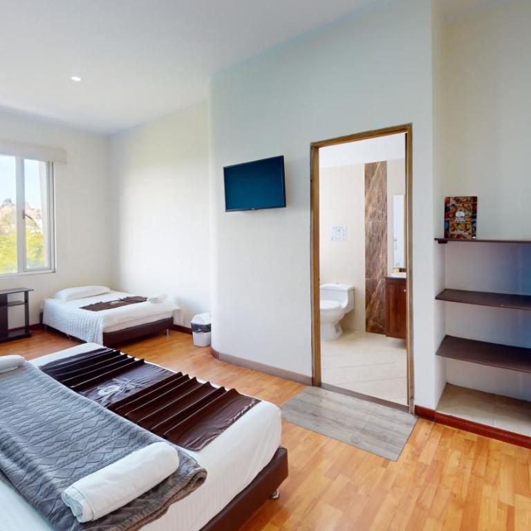 Hotel Villa Colonia - Habitación Cuádruple Estándar - 1