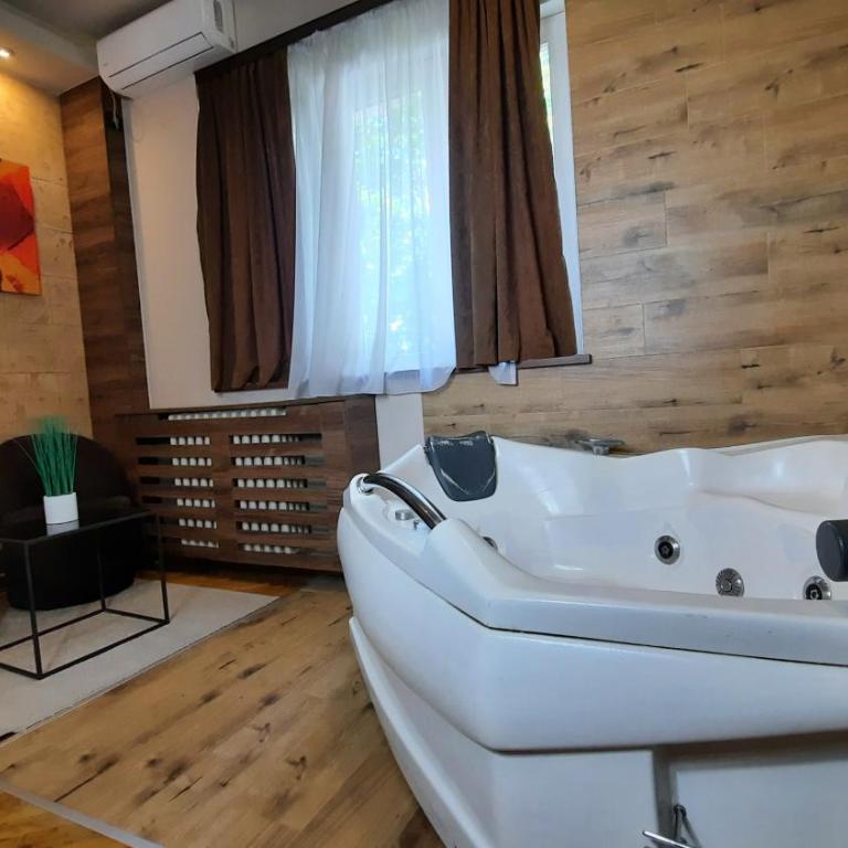 Stan na Dan Apartman D Lux Jacuzzi - One-Bedroom Apartment - 25