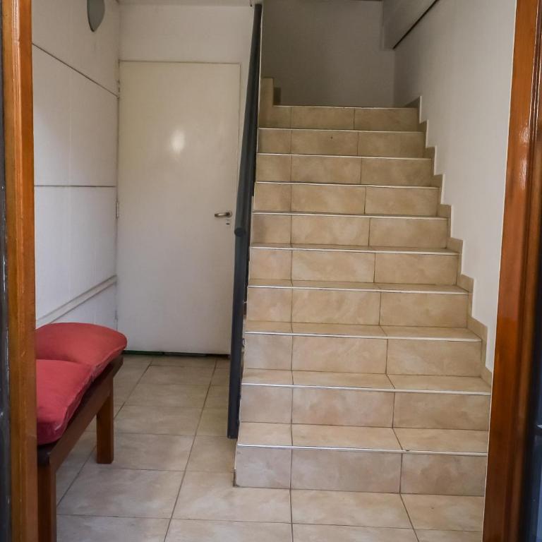 Amplio Dpto s/Av Rafael Nuñez - cerro de las rosas - Apartamento de 2 dormitorios - 29
