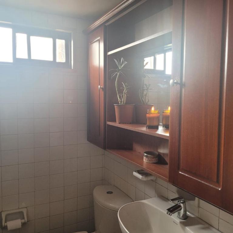 La mejor ubicacion en Cali - Double Room with Private Bathroom - 4
