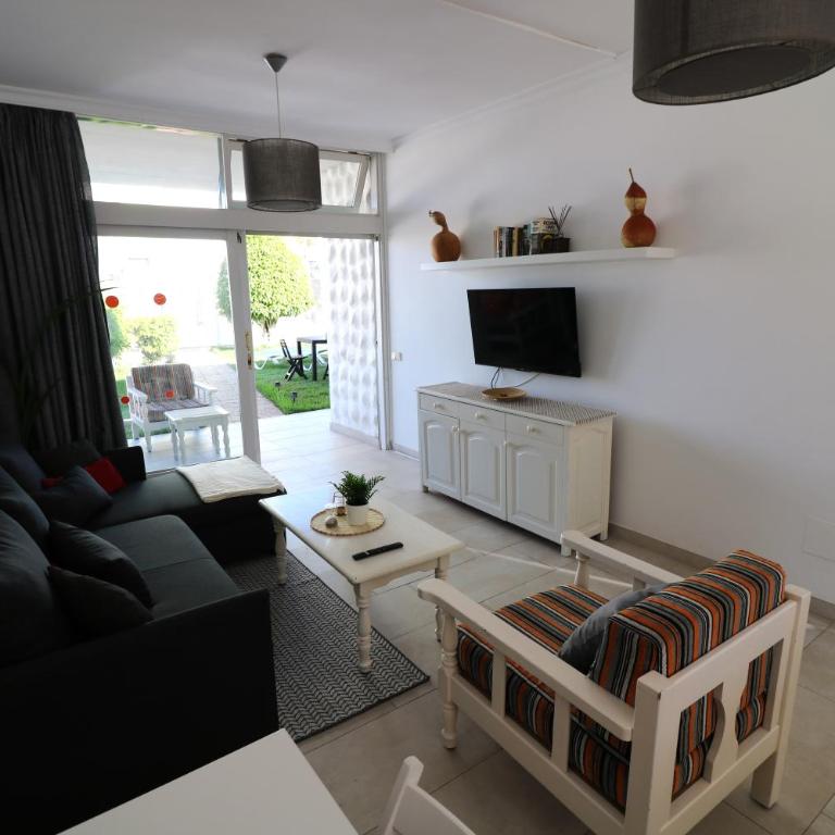 Amplio Bungalow con Piscina climatizada cerca del Yumbo y a pasos de Playa del Inglés - Two-Bedroom House - 14