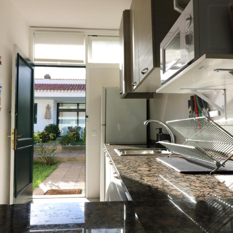 Amplio Bungalow con Piscina climatizada cerca del Yumbo y a pasos de Playa del Inglés - Two-Bedroom House - 18