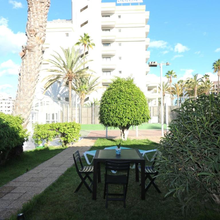 Amplio Bungalow con Piscina climatizada cerca del Yumbo y a pasos de Playa del Inglés - Two-Bedroom House - 33