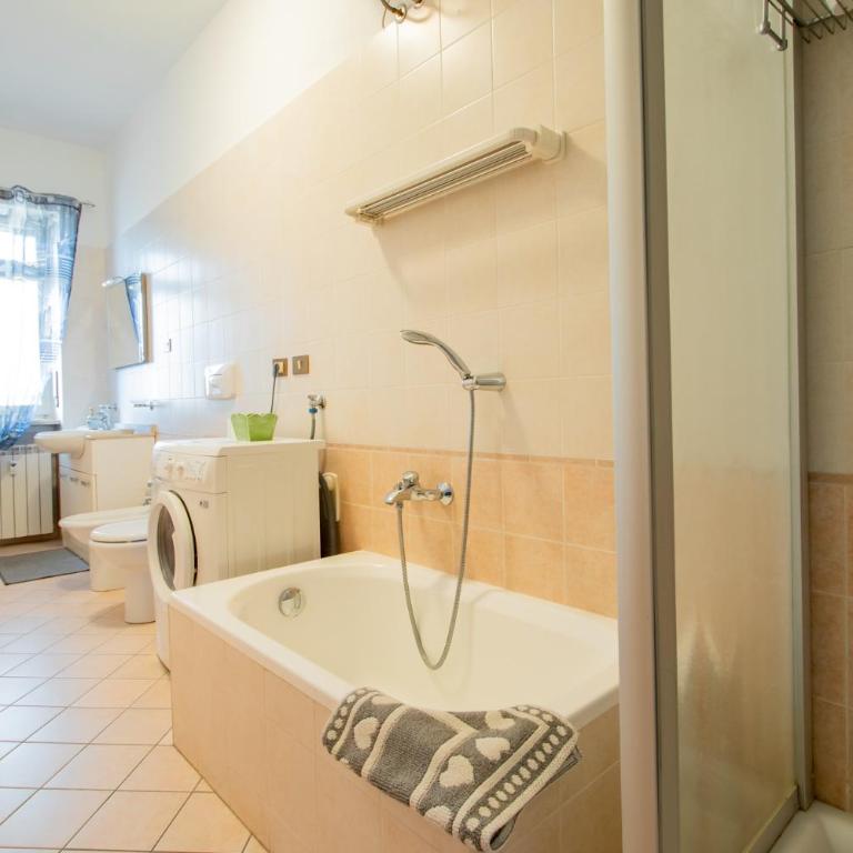 Piera's house - Two-Bedroom Apartment - 18