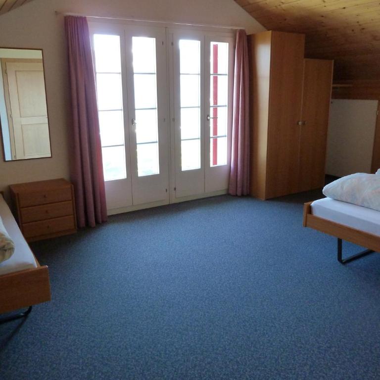 Berghaus Männlichen - Vierbettzimmer mit eigenem Bad - 3