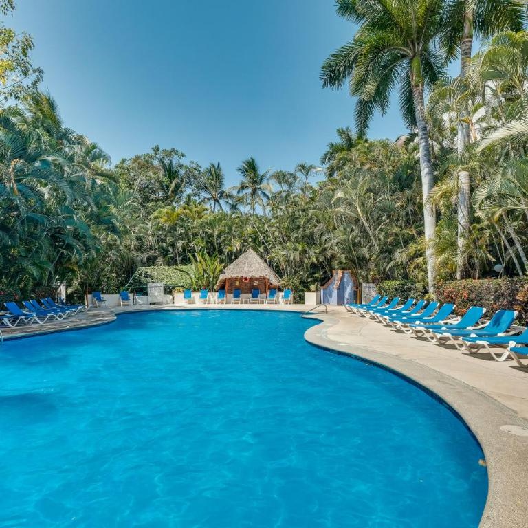 Puerto Vallarta Hideaway w/ Balcony & Pool! - Apartamento - 2