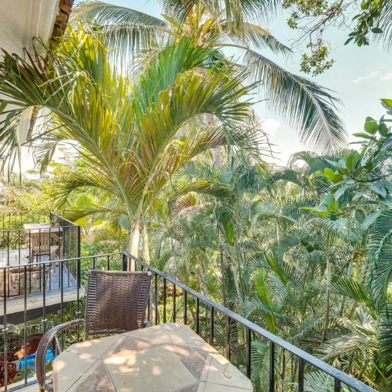 Puerto Vallarta Hideaway w/ Balcony & Pool! - Apartamento - 21