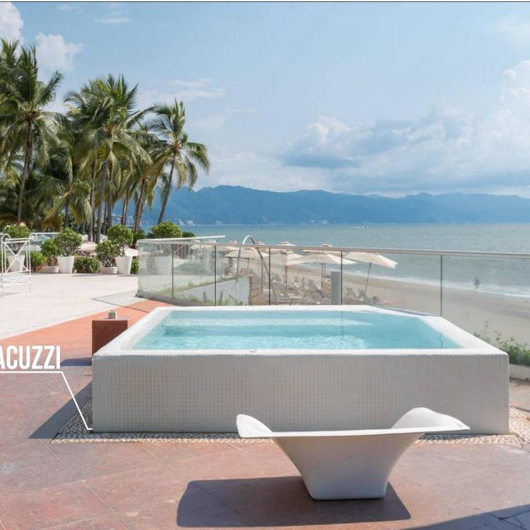 Icon Vallarta Beach front By Bamboo Skylife - Apartamento - 22