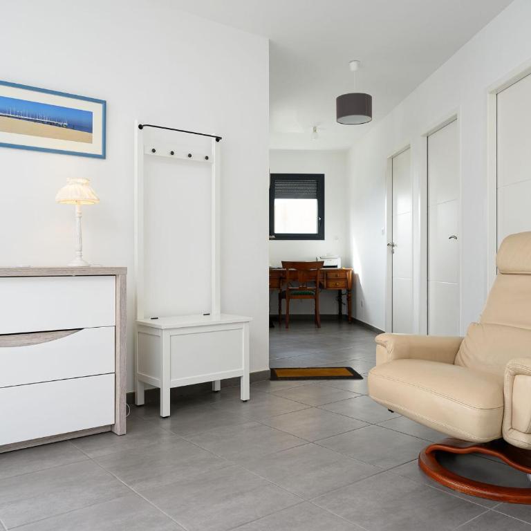Maison moderne près plage Aiguillon - 2 chambres, terrasse, jardin, parking - Calme et confort - FR-1-420-63 - Casa de vacaciones (5 adultos) - 4